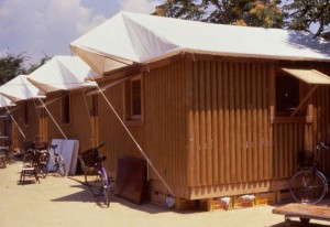 Paper Log House - Kobe, 1995 - Crédits : Takanobu Sakuma