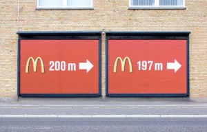 Panneaux publicitaire Mac Donald - Distance